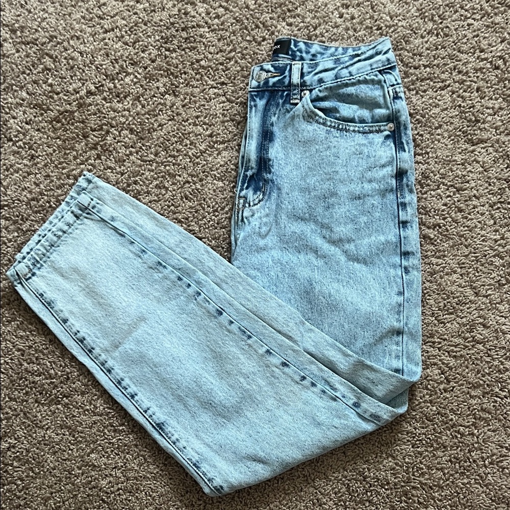 White Fox Boutique Light Blue Straight Leg Jeans